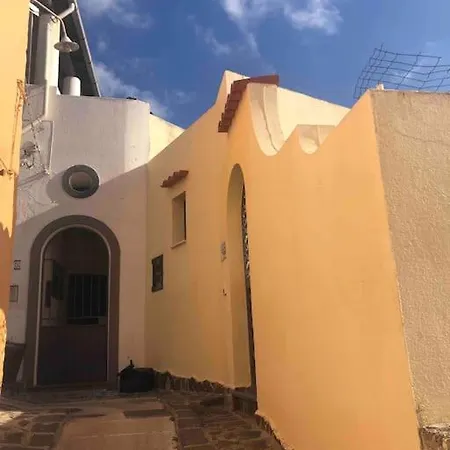 Casa Del Bel Ricordo Sospesa Tra Cielo E Mare * Lipari (Isola Lipari)