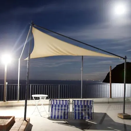 Casa Del Bel Ricordo Sospesa Tra Cielo E Mare *